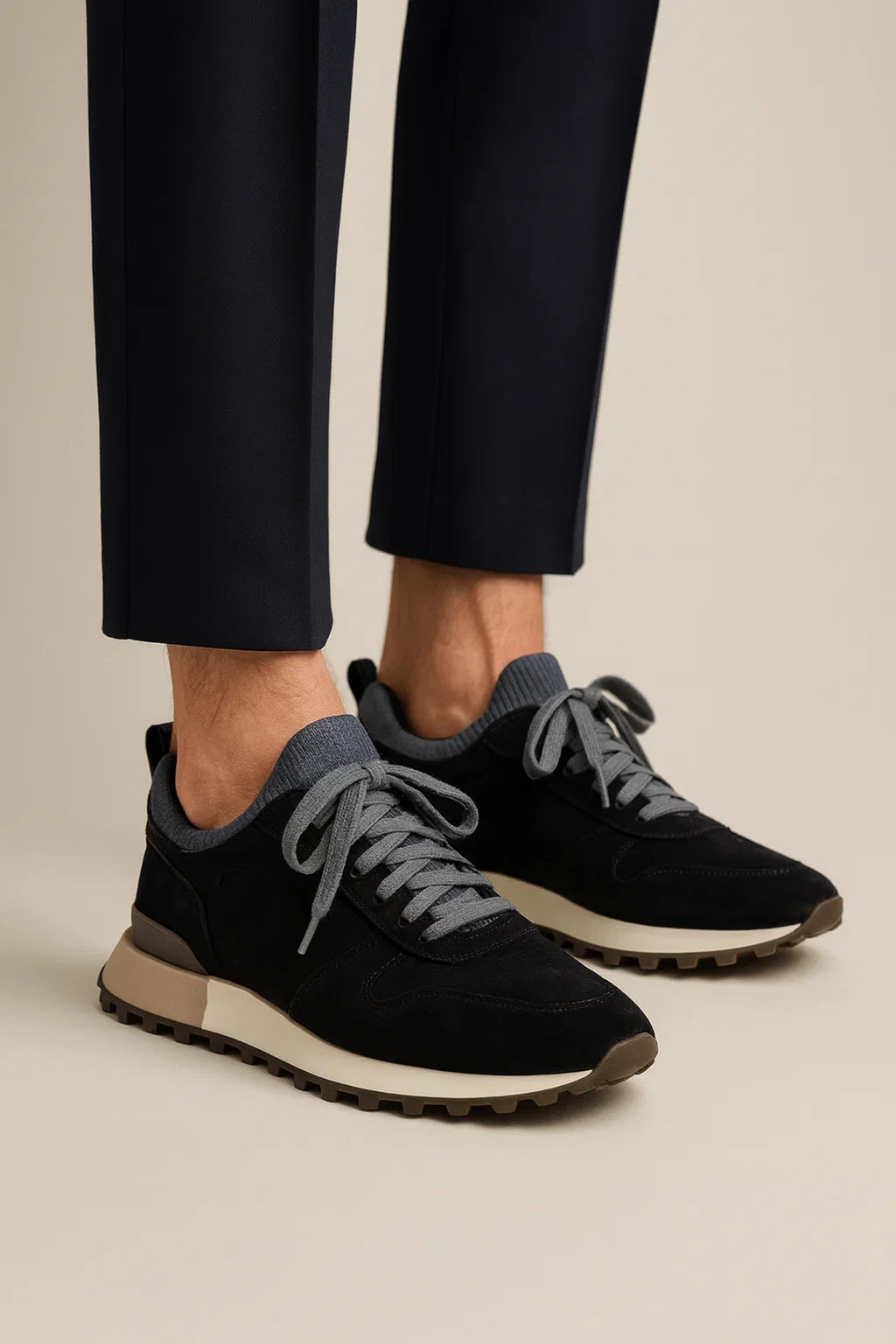 Bellagio Suede Runner Black